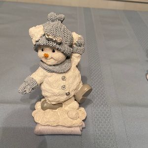 2005 Snow Buddies: Snow Fight 2 piece set figurines